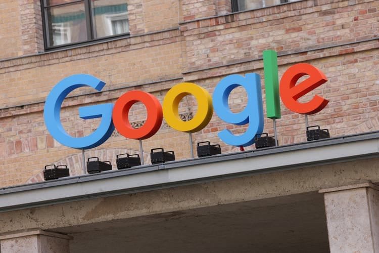 Google AI Overviews shown in search results interface
