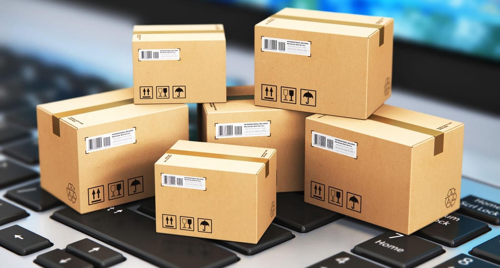 US online spending surge during summer sales with shoppers using smartphones and digital wallets