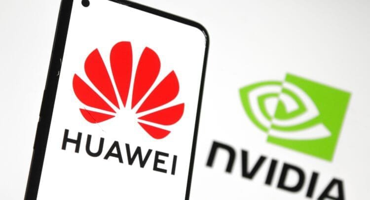Huawei CloudMatrix 384 AI computing system in data center