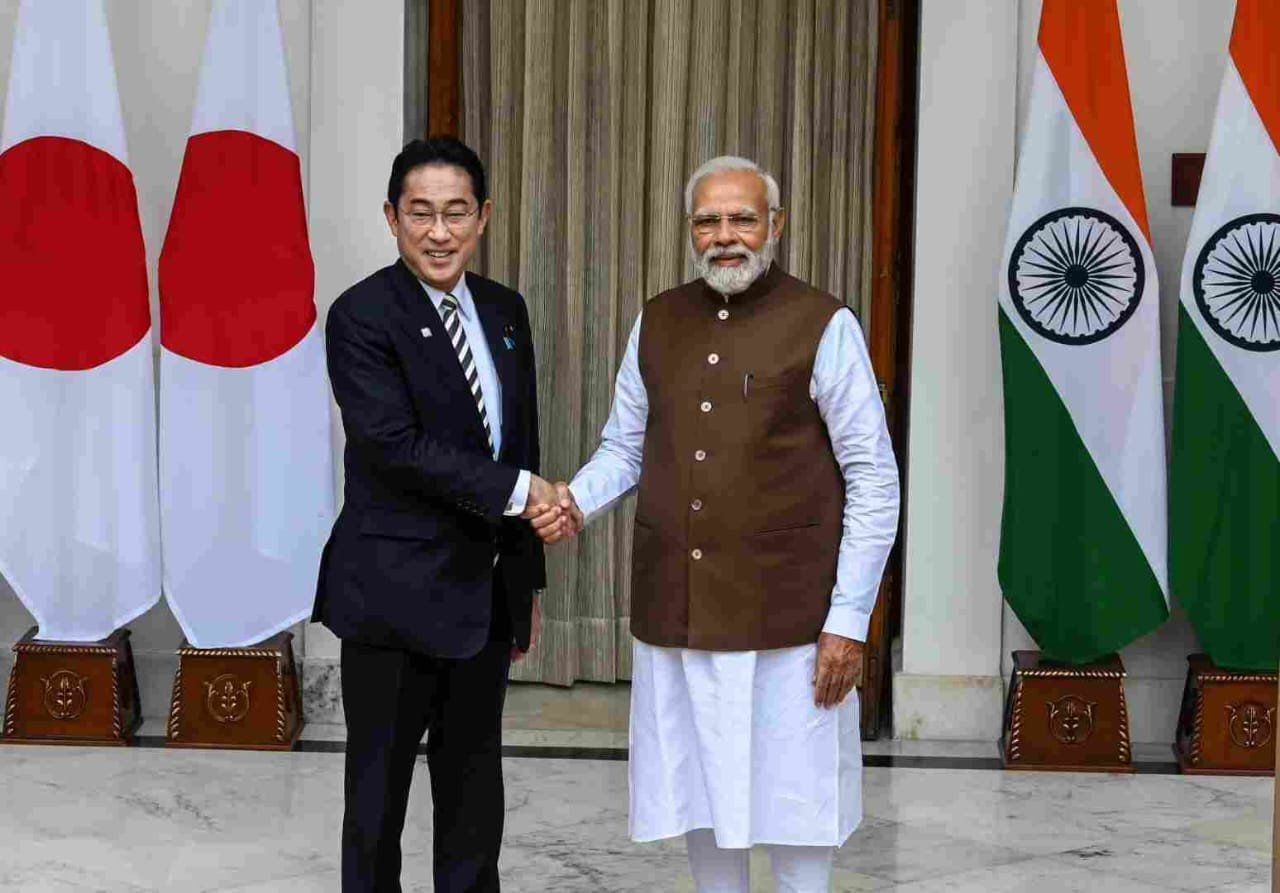 Modi Japan visit 2025 welcome ceremony in Tokyo with cultural performances