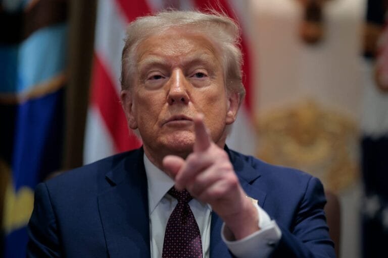 Trump warning Hamas over Gaza hostages