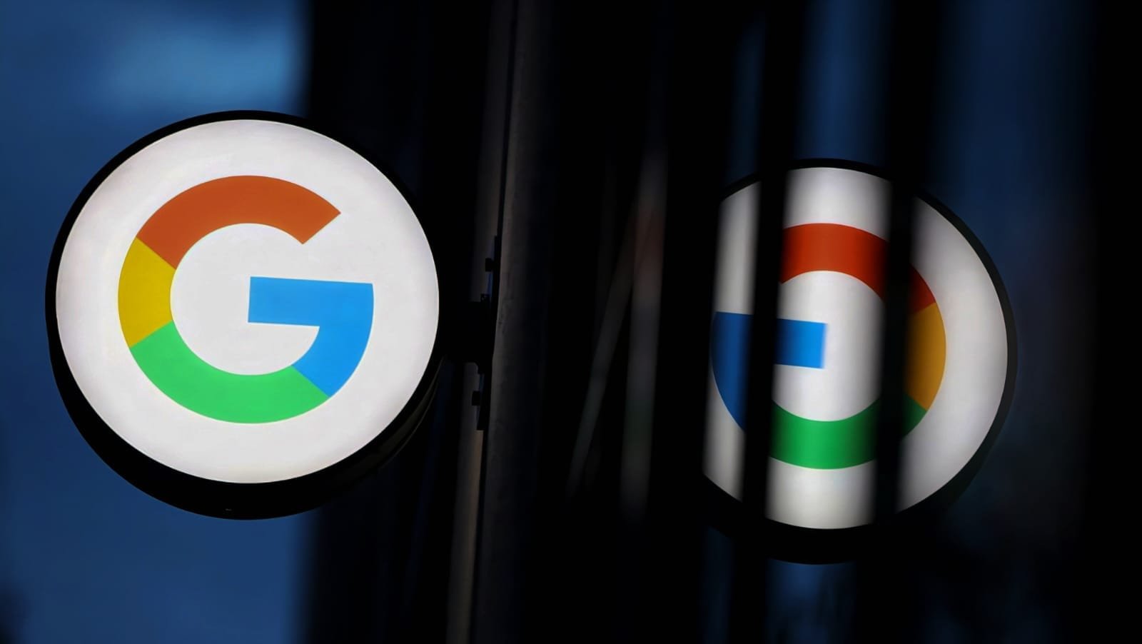 Diagram explaining the Google ad monopoly and how Google controls the ad tech system