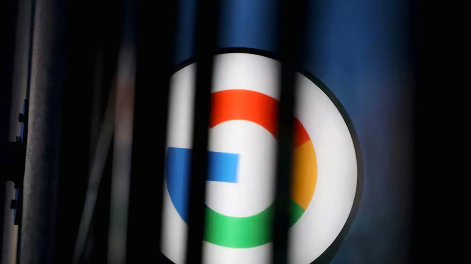 Government fraud scam message impersonating gov.sg on a mobile phone