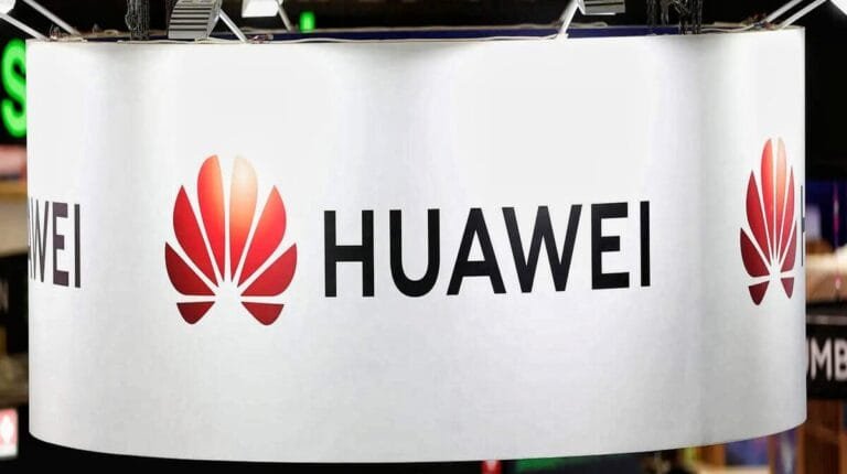 Kirin 9030 chip inside Huawei Mate 80 Pro Max smartphone